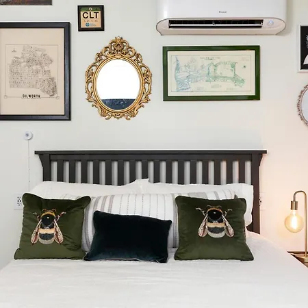 The Cozy Yellow Cottage In Dilworth